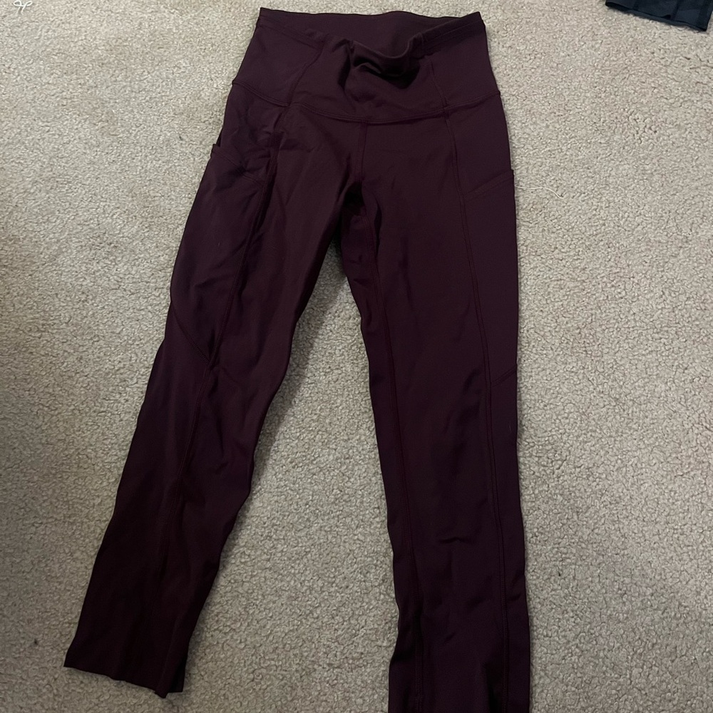 Size 0 lulu fast & free cut off leggings